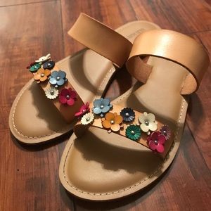 Old navy flower sandals